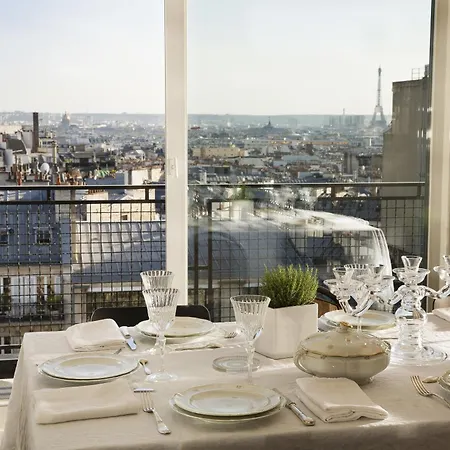 فندق لو شات نوير باريس