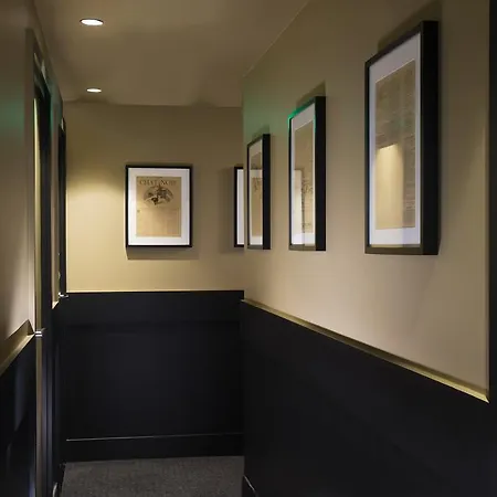 Otel Le Noir 4*