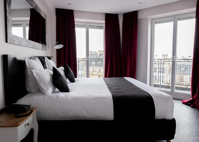 Le Noir Szálloda 4*