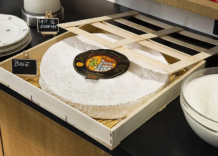 Le Noir Szálloda 4*