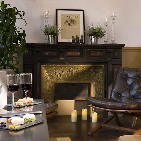 Otel Le Noir