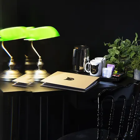 Le Noir Otel 4*