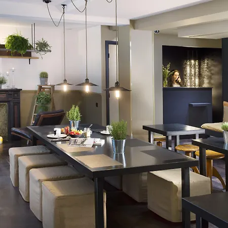 Otel Le Noir 4*