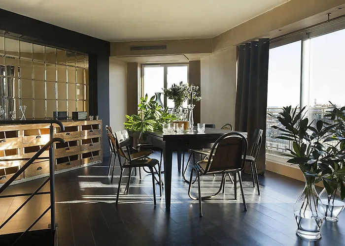 Ξενοδοχείο Le Noir 4*